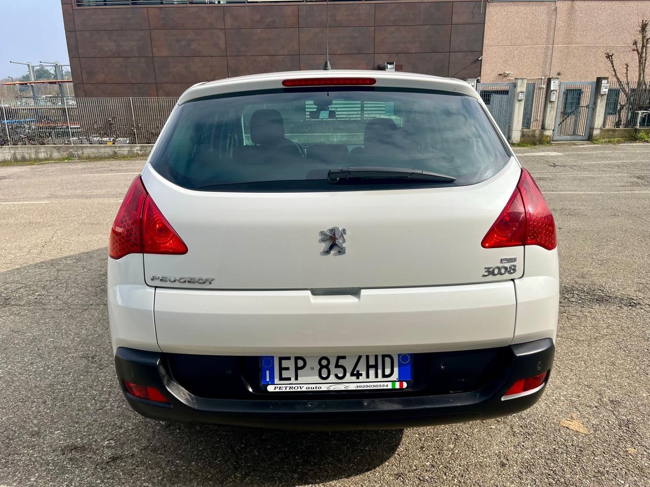 Peugeot 3008 1.6hdi 2012 118.000km cambio robotizzato perfetta