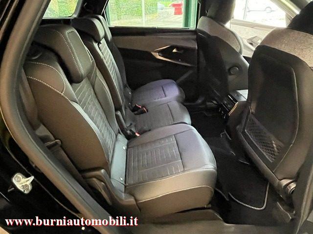 PEUGEOT 5008 Hybrid 136 e-DCS6 GT PREZZO VERO