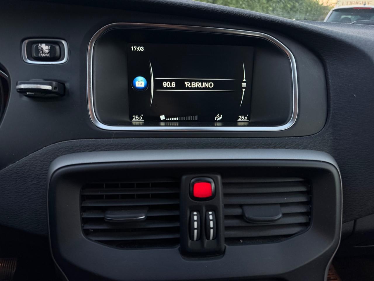 Volvo V40 D2 Kinetic - 2016 - EURO6B