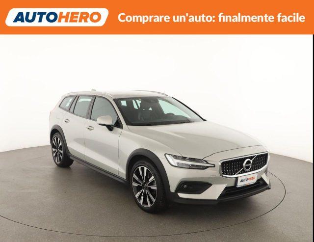 VOLVO V60 Cross Country D4 AWD Geartronic Business Pro
