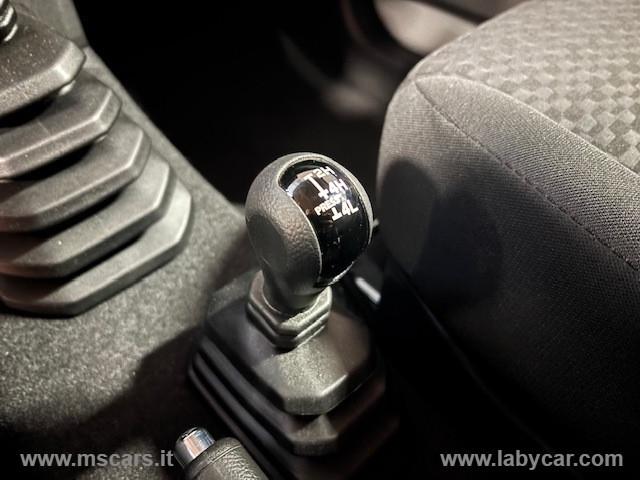SUZUKI Jimny 1.5 5MT Top