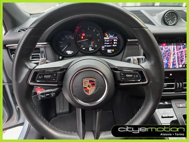PORSCHE Macan 2.0