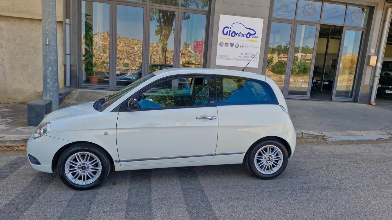 Lancia Ypsilon 1.2 69 CV Diva