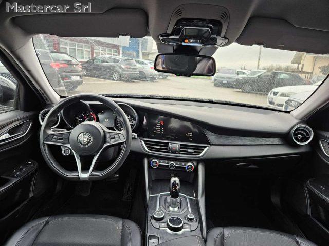 ALFA ROMEO Giulia Giulia 2.2 t Super Q4 180cv awd auto - FR618PN