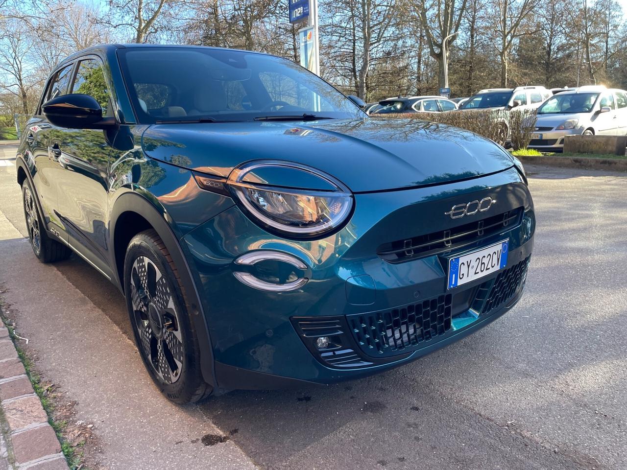 Fiat 600 Hybrid 145 CV DCT MHEV La Prima