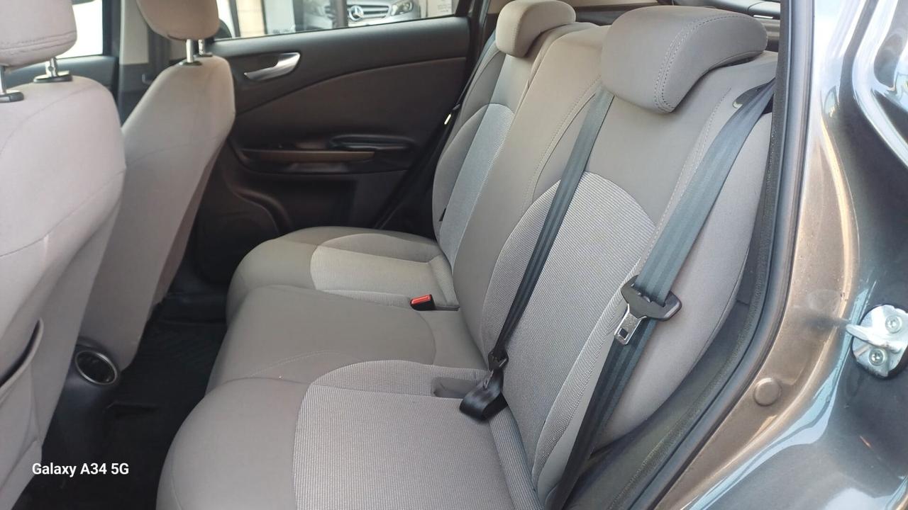 Alfa Romeo Giulietta 1.6 JTDm-2 105 CV Distinctive