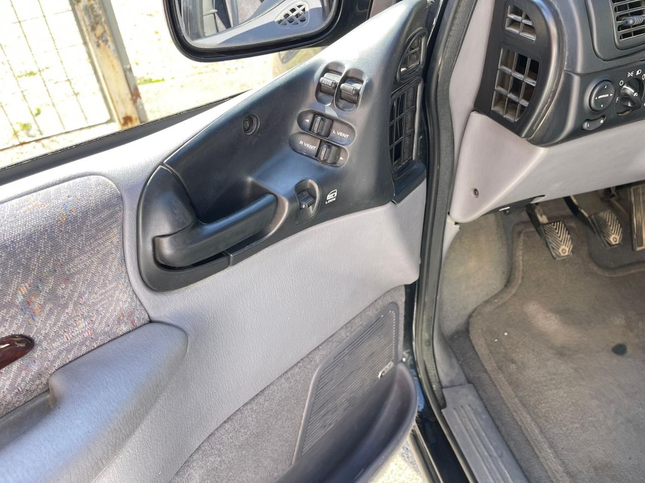 Chrysler Voyager 2.5 turbodiesel LX