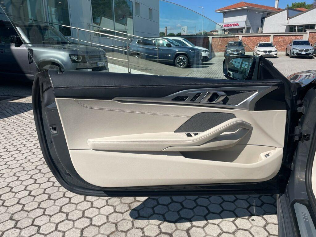 BMW Serie 8 Cabrio 840 d Individual Composition Msport xDrive Steptronic
