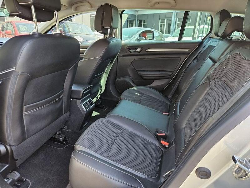 Renault Mégane 1.5 DCI 81KW BOSE EDC