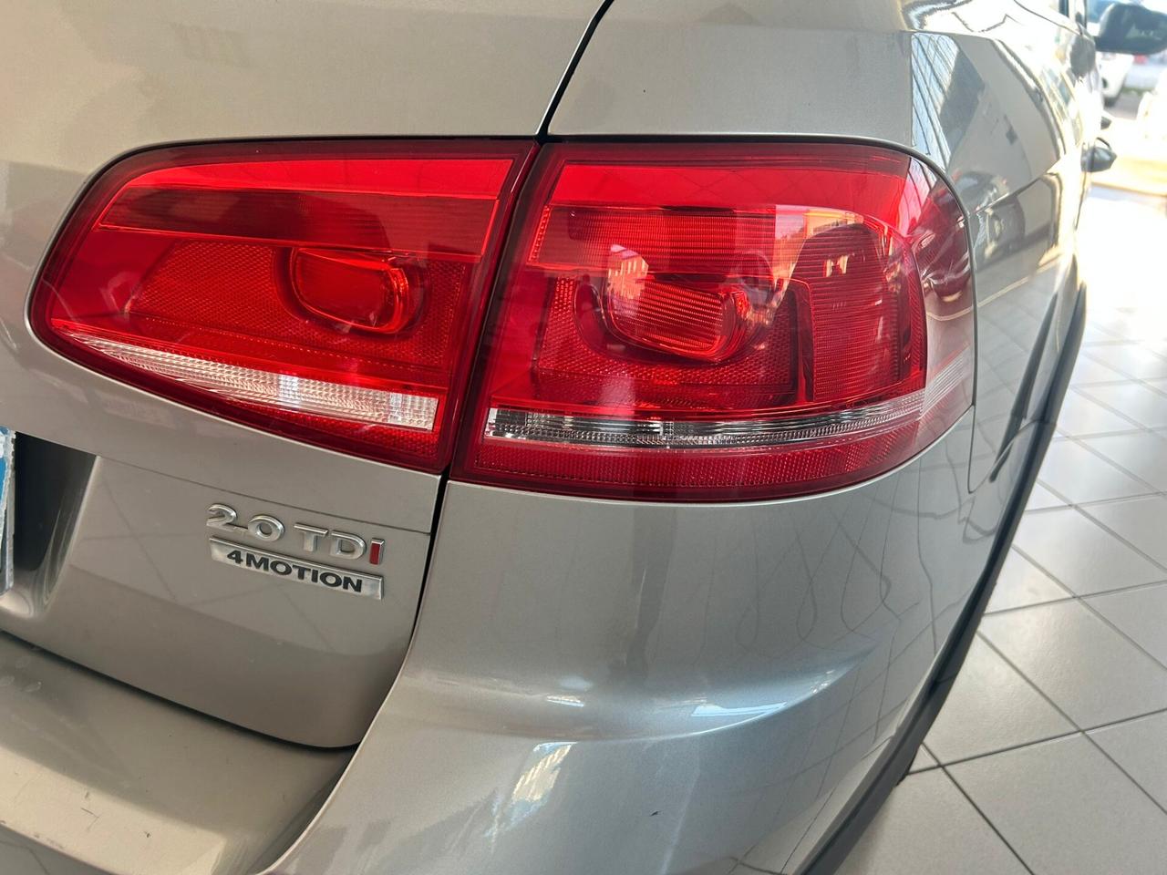 VW Passat Alltrack 2.0 TDI DSG 4motion 2012