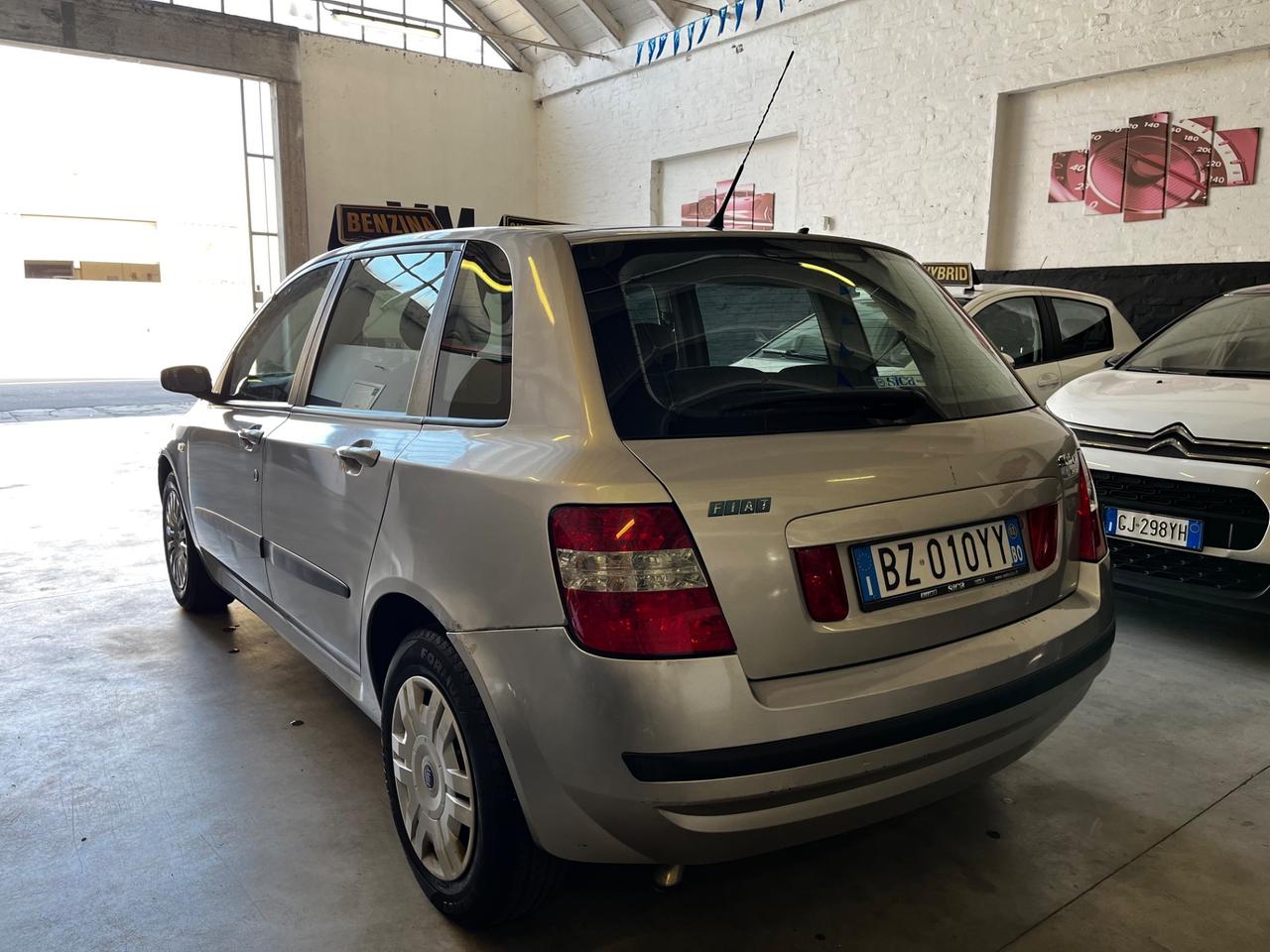 Fiat Stilo 1.6i 16V 5 porte Dynamic