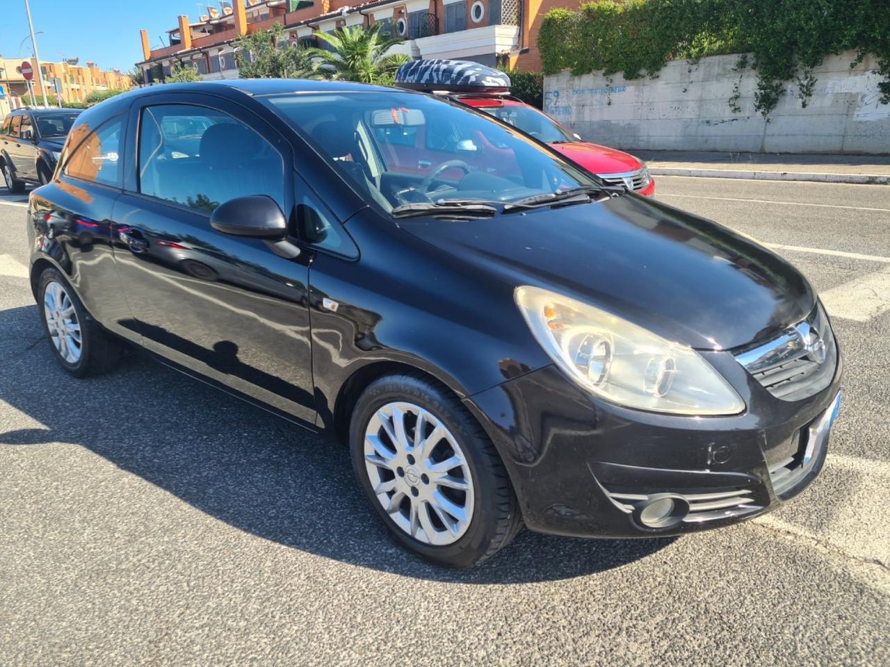 Opel Corsa 1.2 80CV 3 porte GPL-TECH Club per Neopatentati
