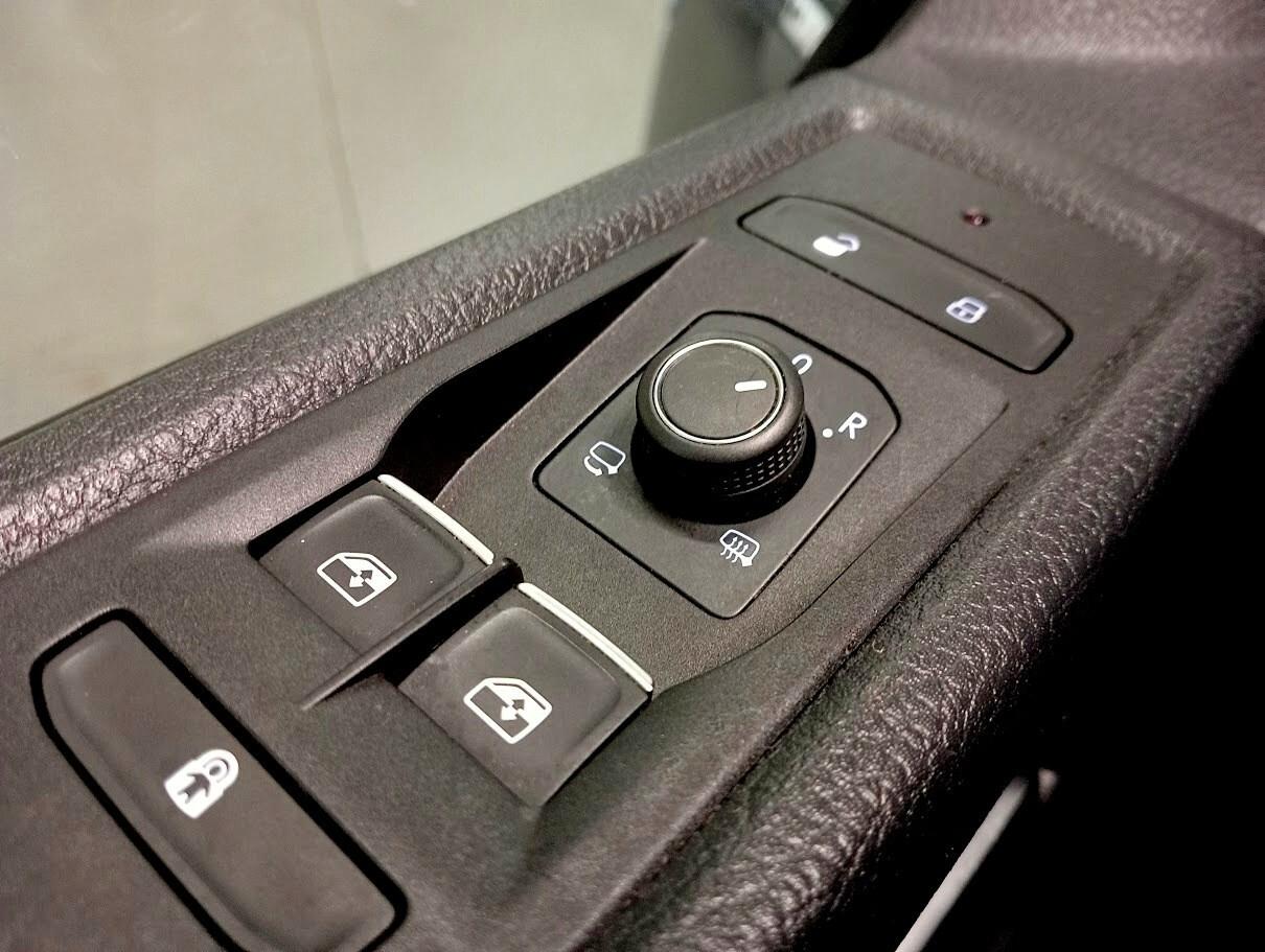 Volkswagen T6.1 Multivan T6 2.0 TDI 4MOTION 4X4 LED CAMERA GANCIO WEBASTO