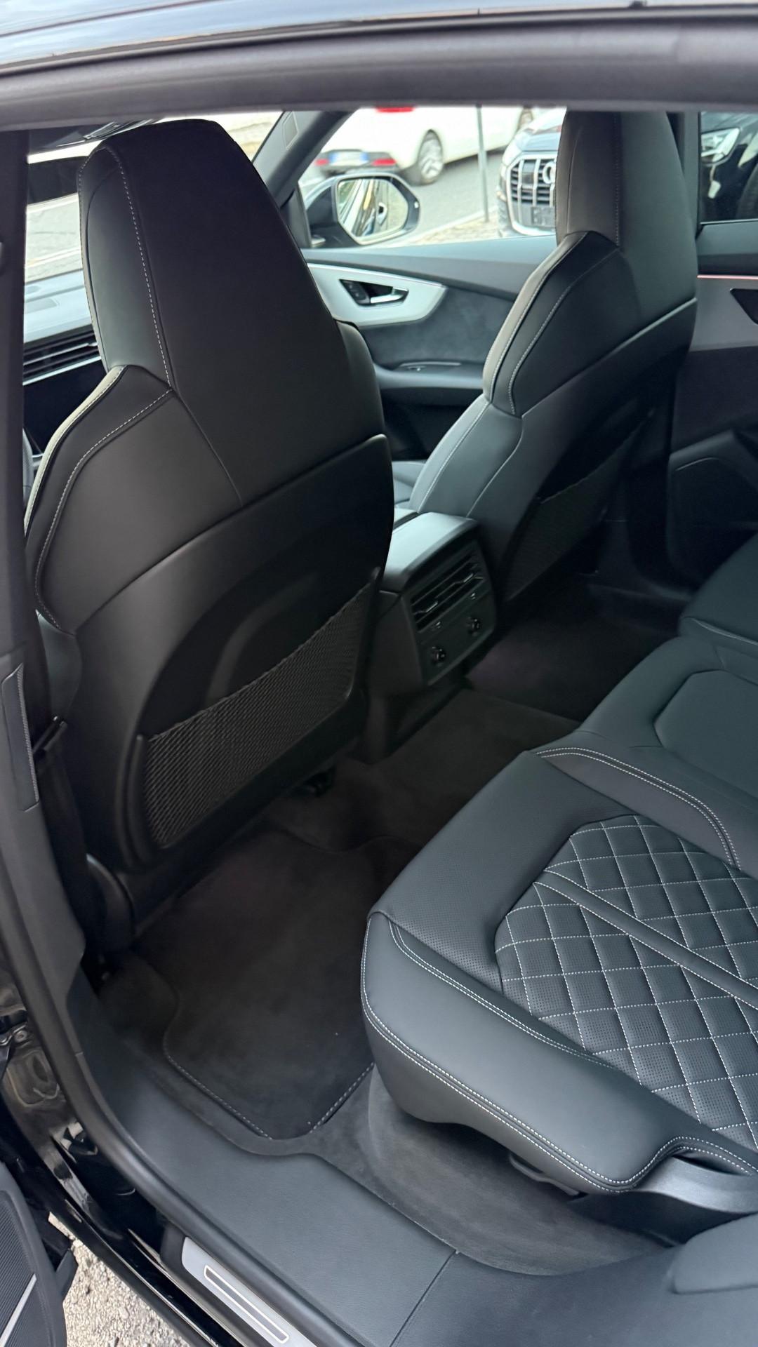 Audi Q8 SUV TDI quattro 210 kW tiptronic S line edition
