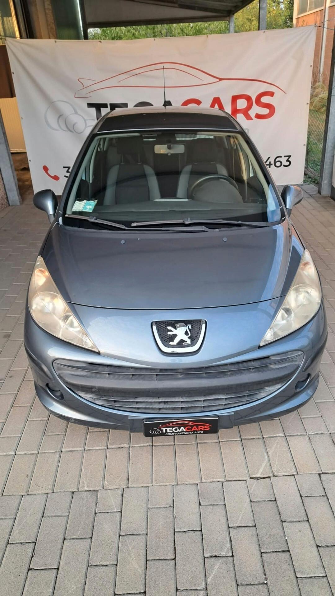 Peugeot 207 1.4 8V 75CV 5p. X Line 118.000 Km 3.499 €, a Lesignano de ...