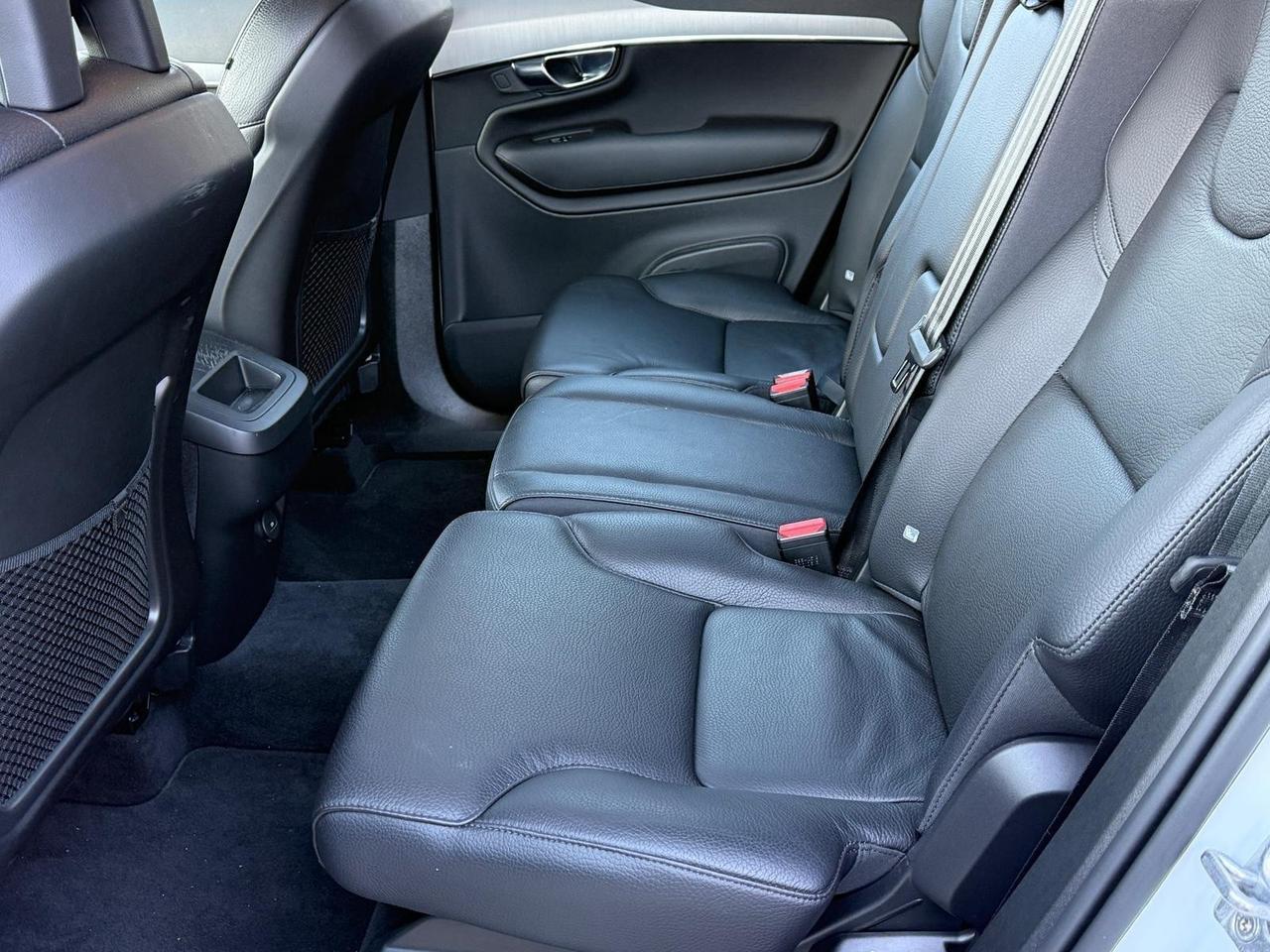 VOLVO XC90 MOMENTUM AWD IVA ESPOSTA