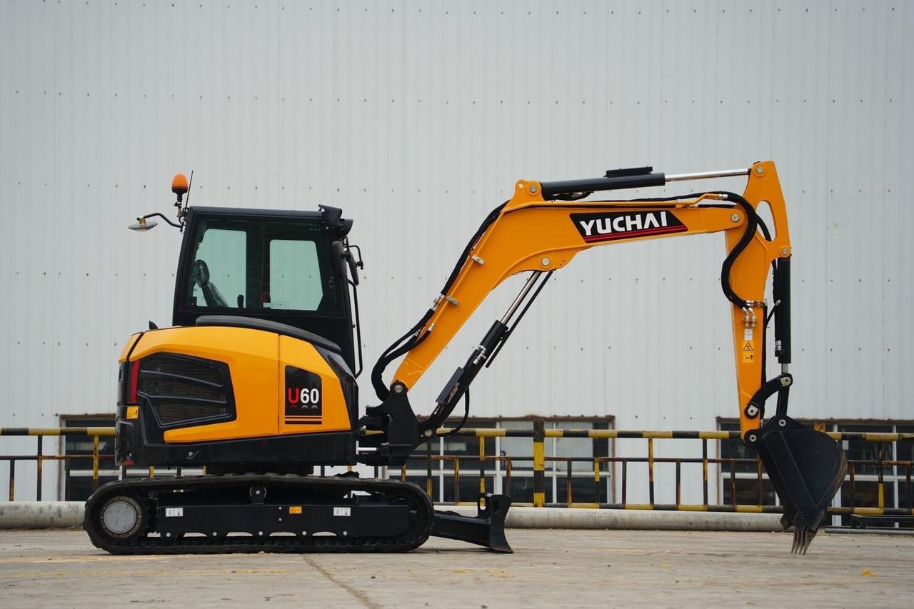 Mini escavatore Yuchai U 60 Nuovo