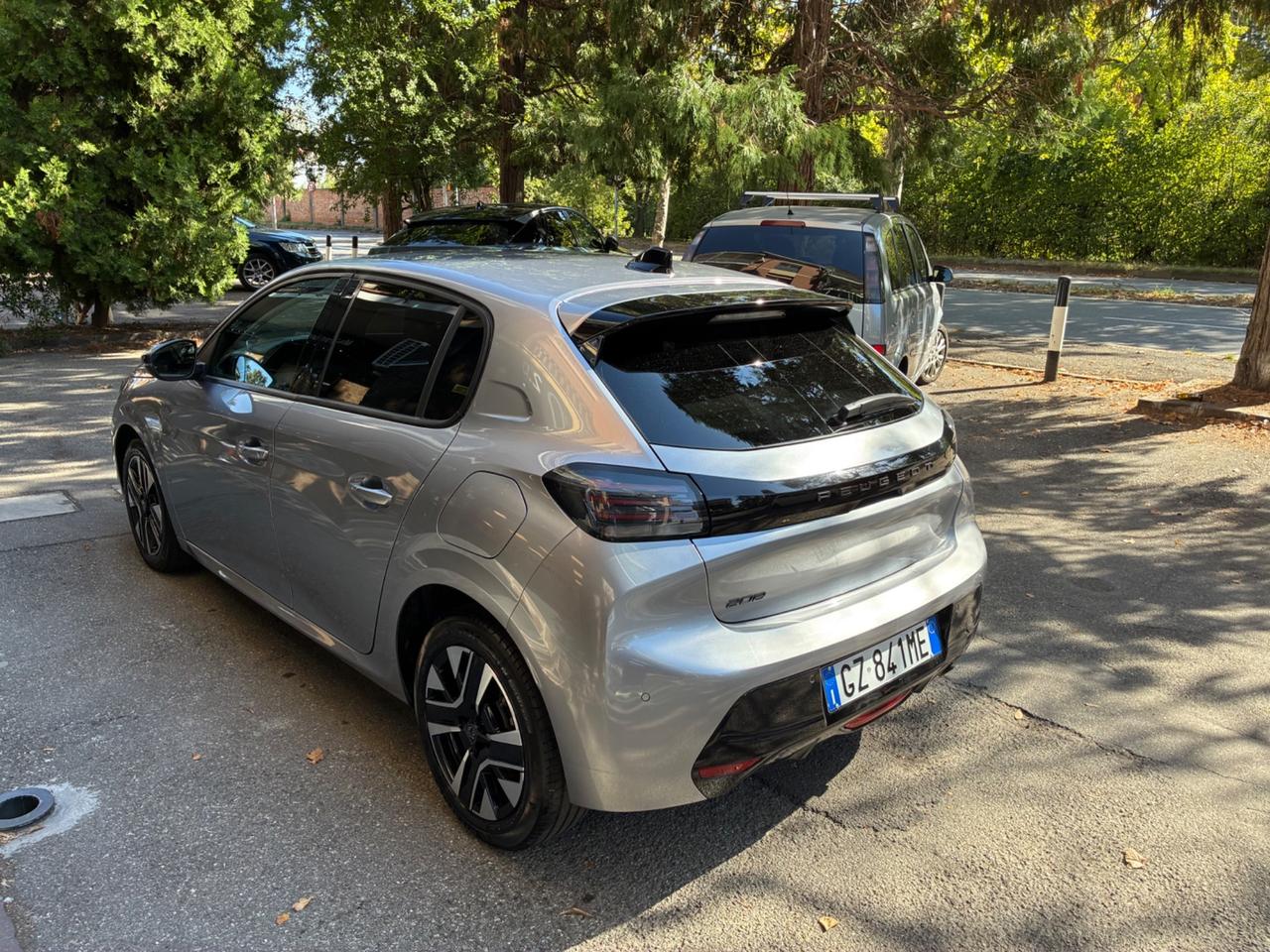 Peugeot 208 PureTech 100 Stop&Start 5 porte Allure