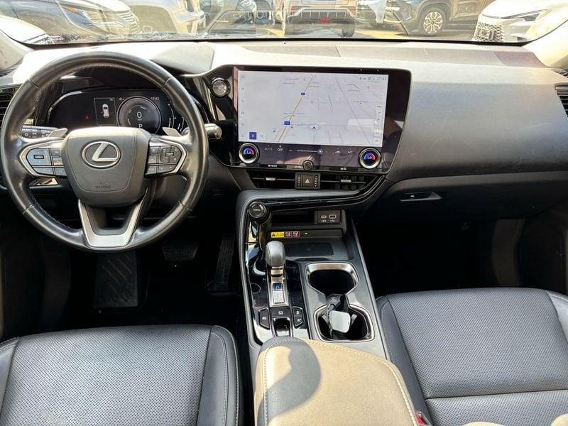 Lexus NX Hybrid Premium 4WD MY22