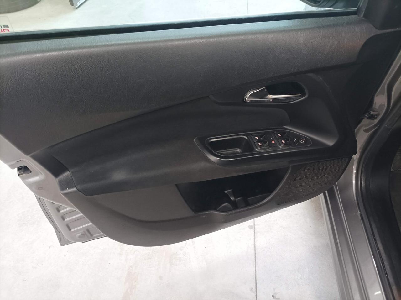 Fiat Tipo 1.6 Mjt CV120 S&S SW Easy Business 06/2017