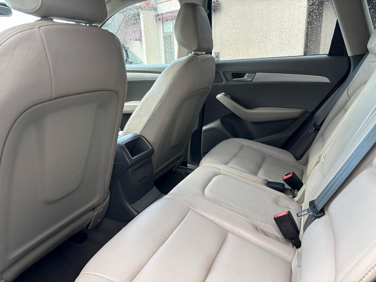Audi Q5 2.0 TDI 4x4 Cambio Automatico Neopatentati