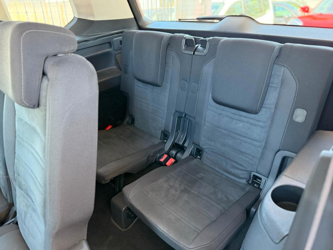 Volkswagen Touran 1.5 TSI ACT DSG Business BlueMotion Technology