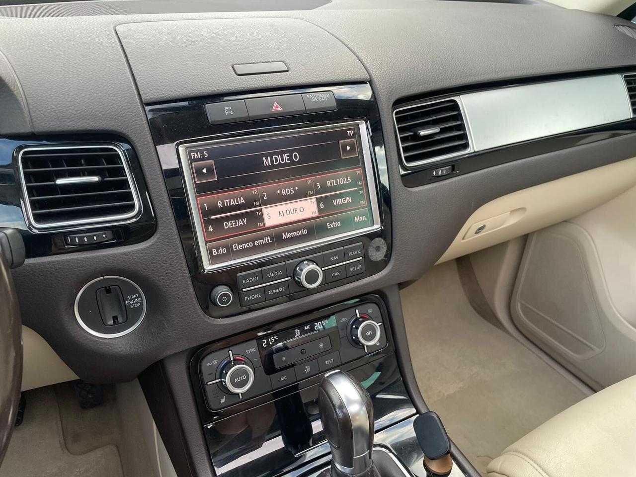 Volkswagen Touareg 3.0 TDI 245 CV tiptronic BlueMotion Techn. Executive