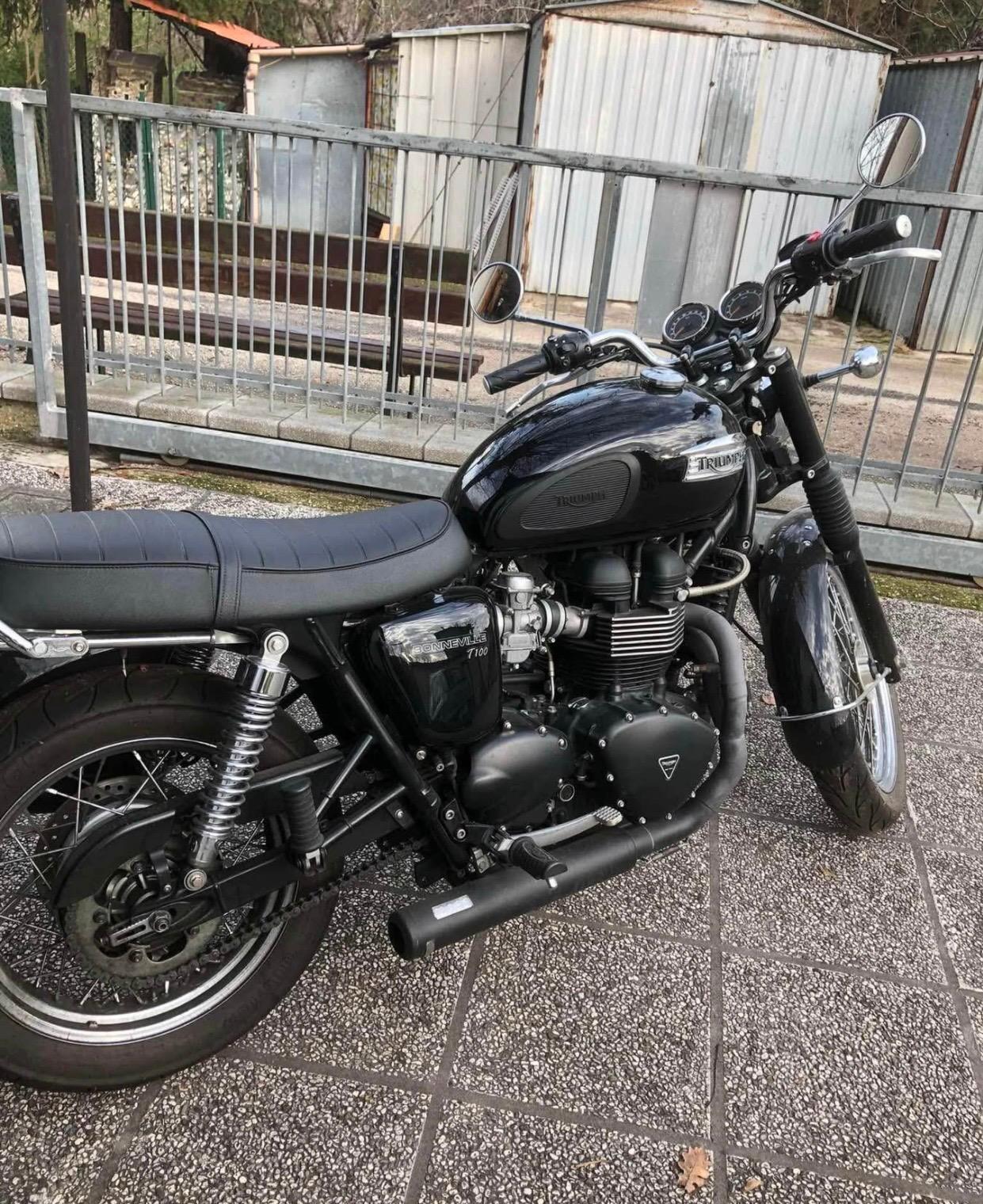 Triumph Bonneville T100