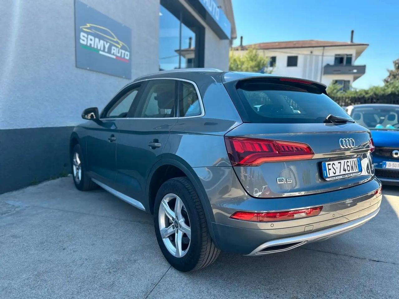 Audi Q5 2.0 TDI quattro S tronic Business