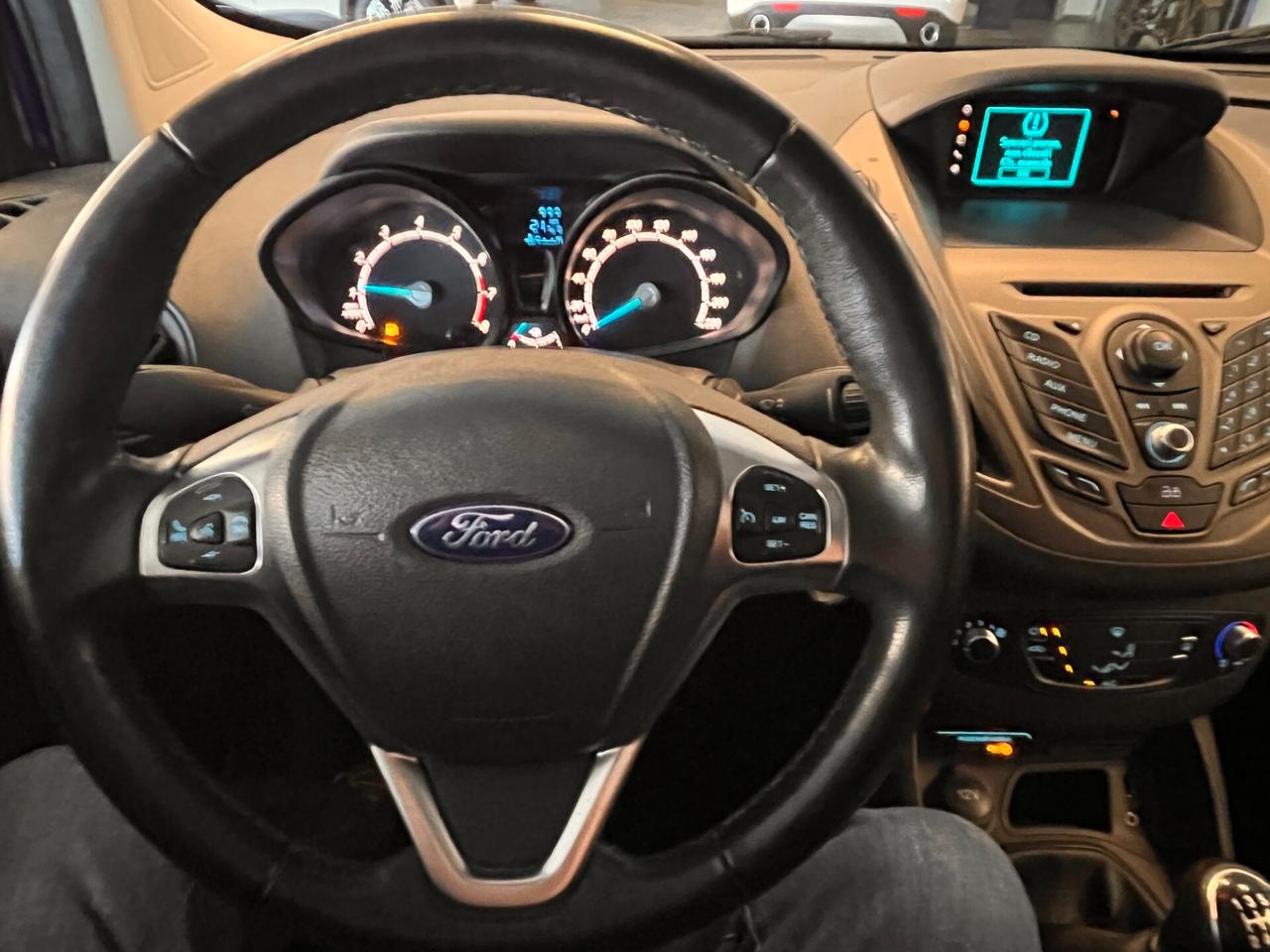 Ford Tourneo Courier 1.0 EcoBoost 100 CV Titanium