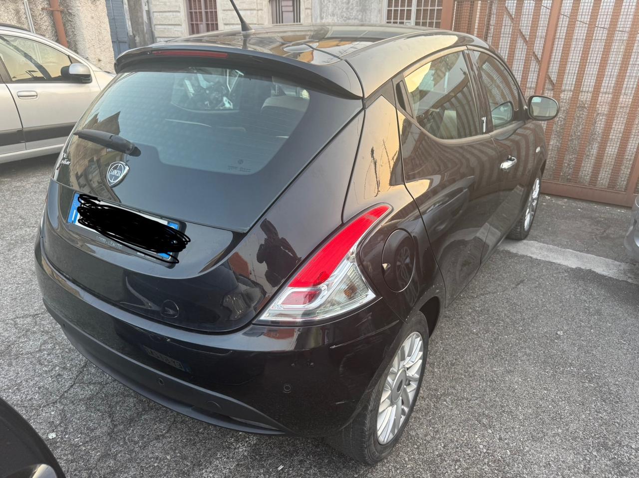 Lancia Ypsilon 1.3 Multijet 95 cavalli anno 2016