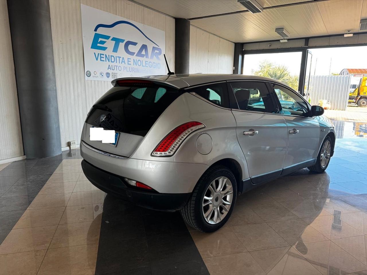 Lancia Delta 1.6 MJT DPF Platino
