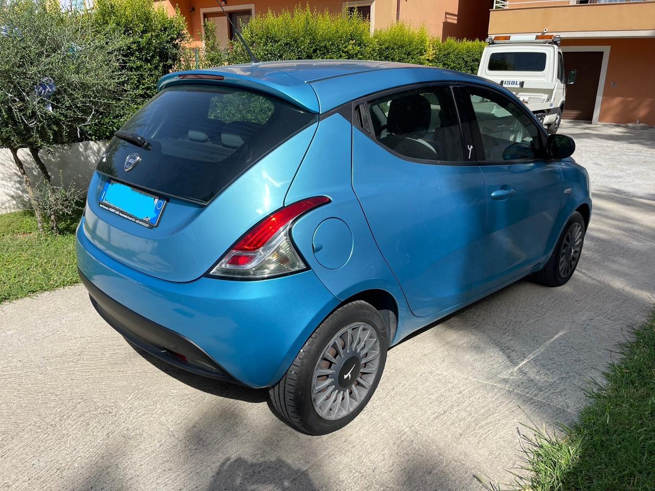 Lancia Ypsilon 1.3 MJT 16V 95 CV 5 porte S&S Elefantino
