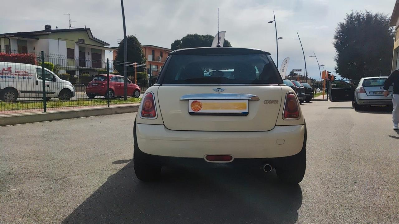 Mini 1.6 16V Cooper
