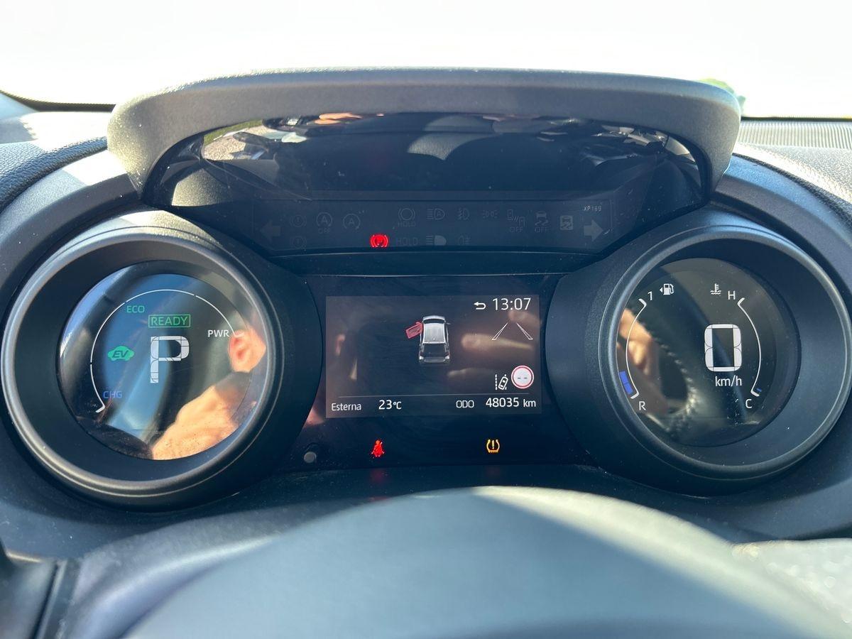 TOYOTA Yaris 4ª serie - Yaris 1.5 Hybrid 5 porte Trend