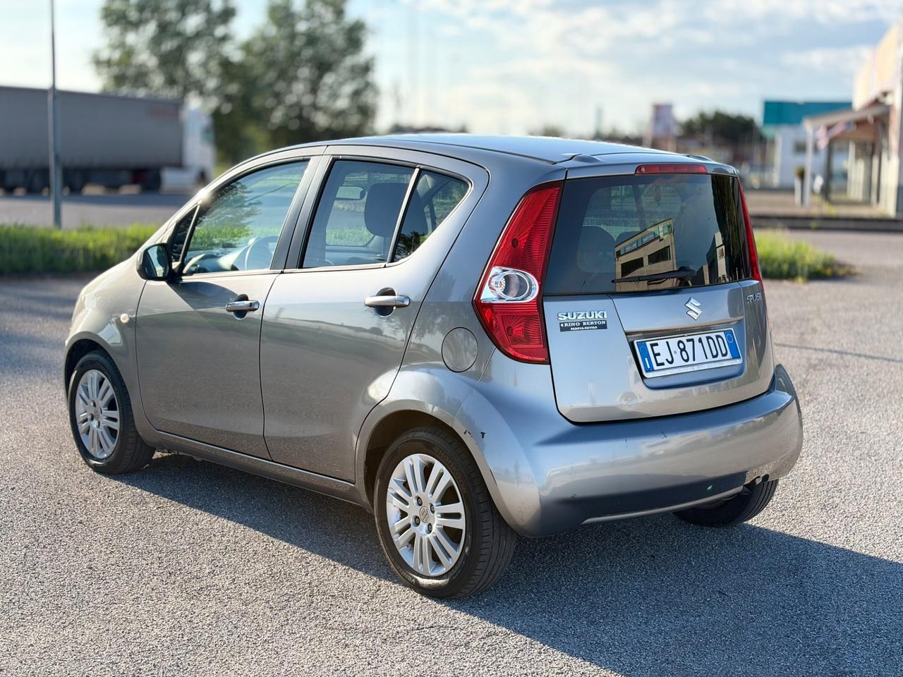 Suzuki Splash 1.0 benzina 2011