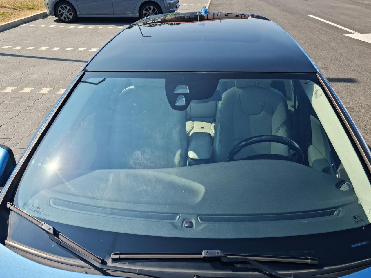 Volvo V40 KINETIC #6087
