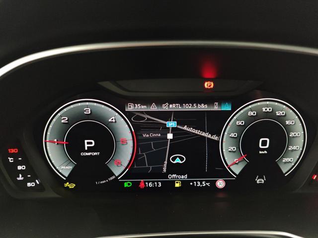 AUDI Q3 40 TDI quattro S tronic Identity Black - TETTO!
