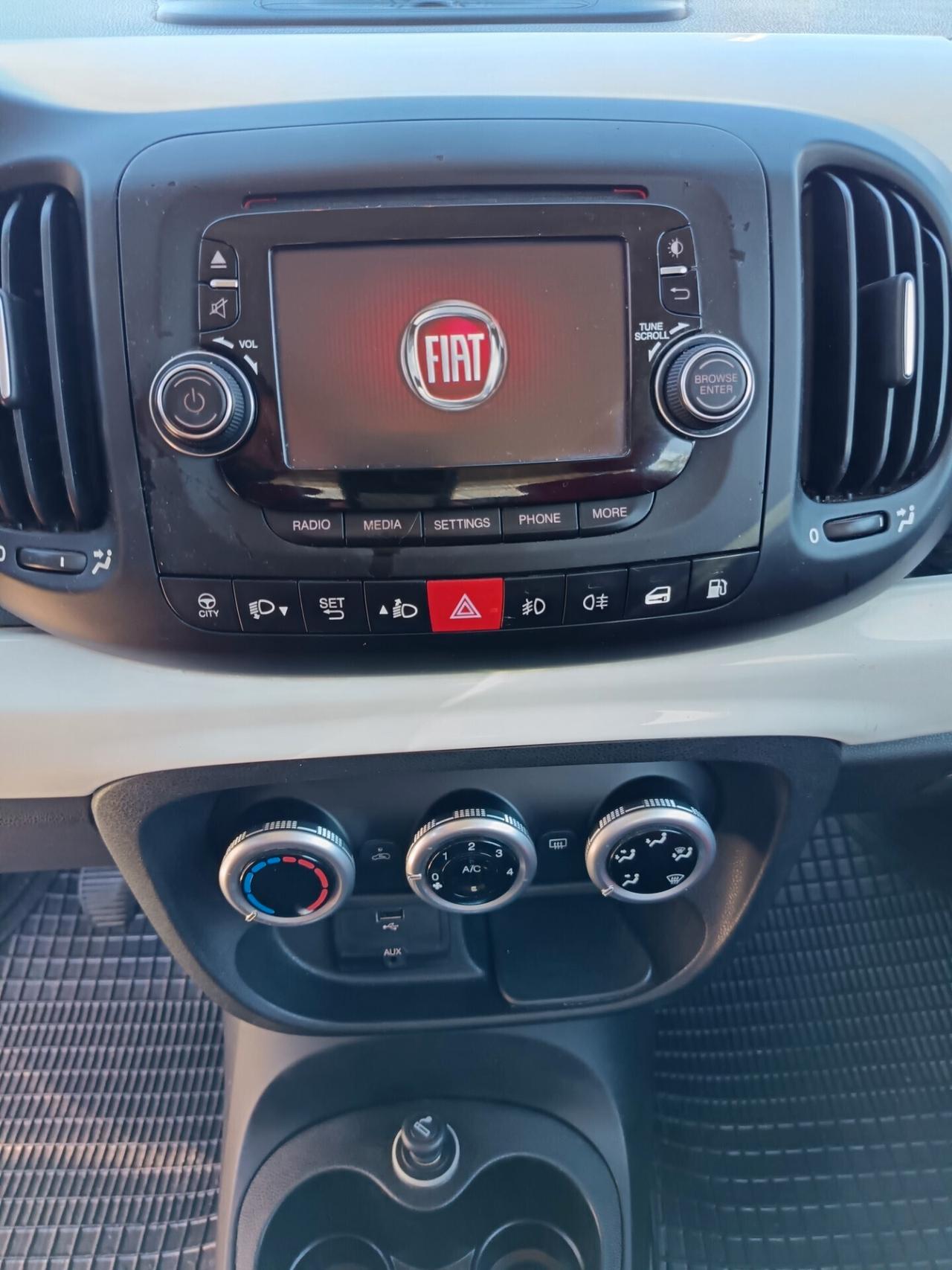 Fiat 500L 1.4 T-Jet 120 CV GPL Lounge con SERBATOIO GPL REVISIONATO