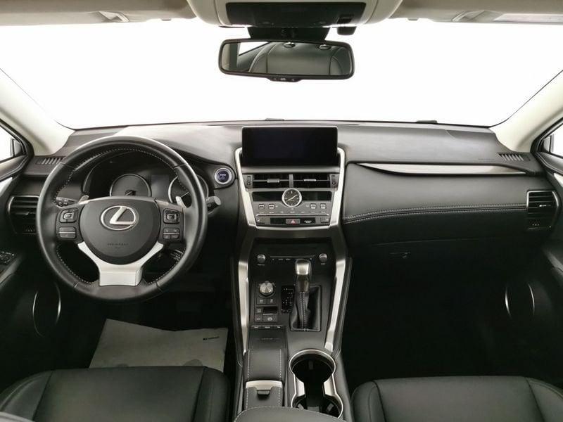 Lexus NX 300h 2.5 Premium 4wd cvt