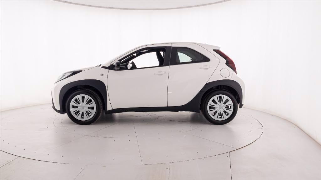 TOYOTA Aygo X 1.0 Active 72cv s-cvt del 2025