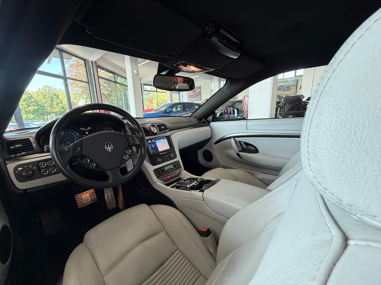 Maserati GranTurismo 4.7 V8 S 440cv Aut 09/2010 MCS
