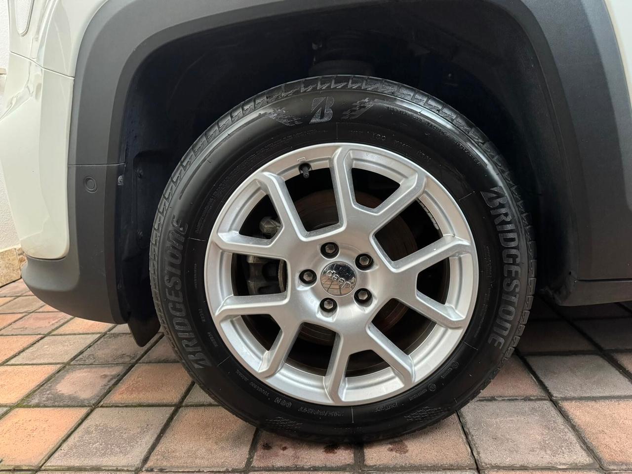 Jeep Renegade 1.6 Mjt DDCT 120 CV Limited