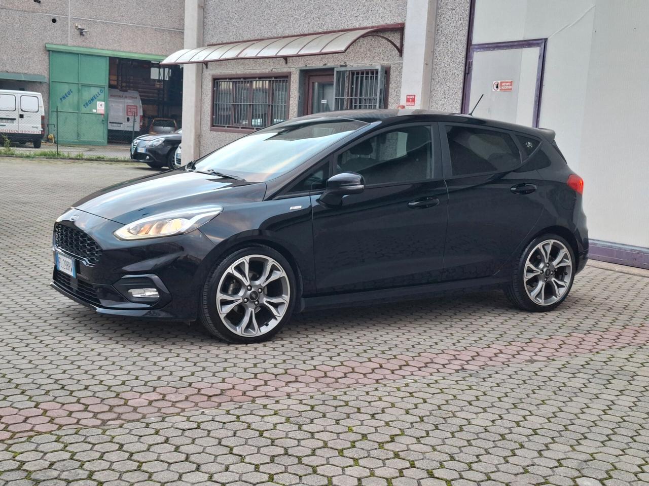 Ford Fiesta 1.5 TDCI ST-line *120CV*