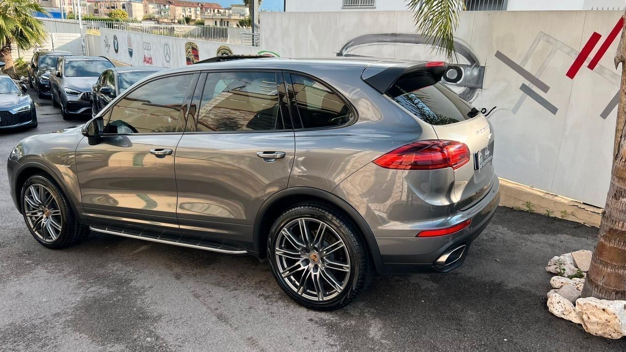 Porsche Cayenne 3.0 DIESEL PLATINUM EDITION 2015