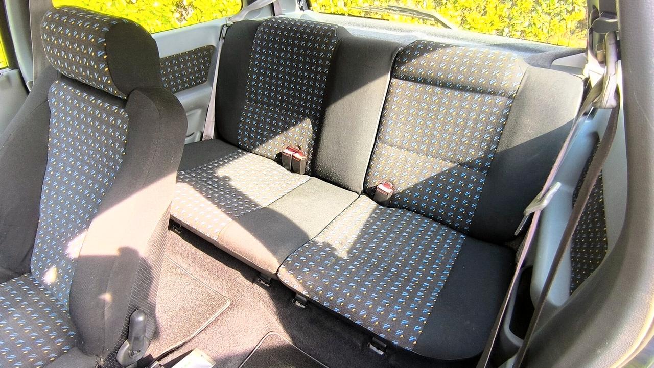 Renault Clio 1.8i 16V Diac no Cat