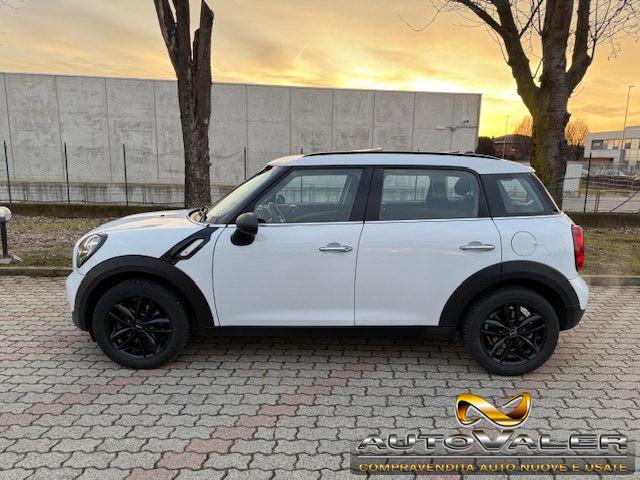 MINI Countryman Mini One SD blackyard