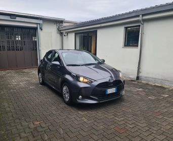Toyota Yaris 1.5 Hybrid 5p - km reali