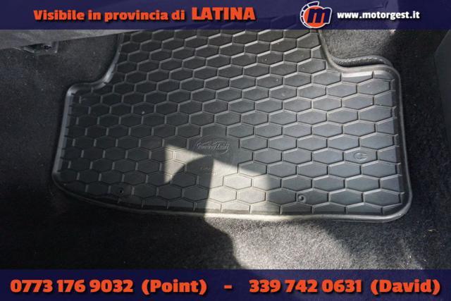 VOLKSWAGEN T-Roc 2.0 TDI SCR 150 CV DSG Life R-Line IVA ESPOSTA