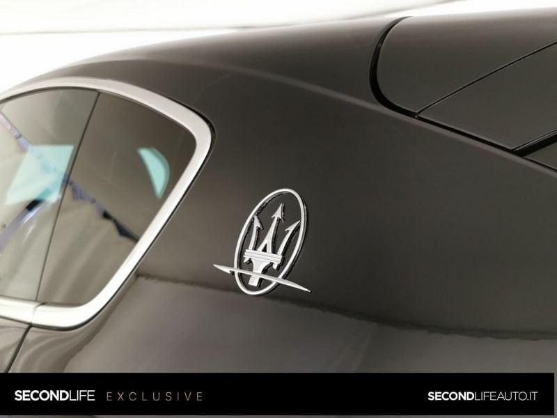 Maserati Levante 3.0 V6 430cv auto